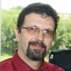 دکتر&nbsp;احمد&nbsp;صداقتی
